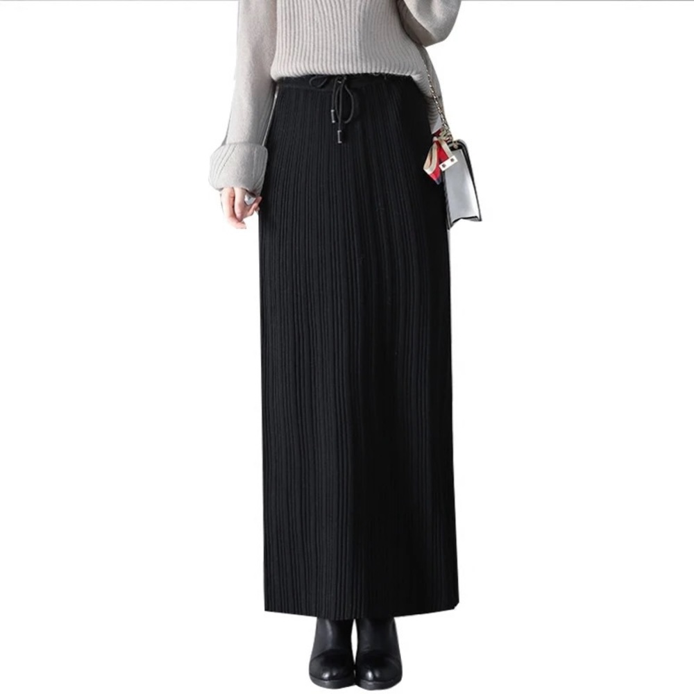Long Black Flexible-Waist Maxi Knitting Skirt